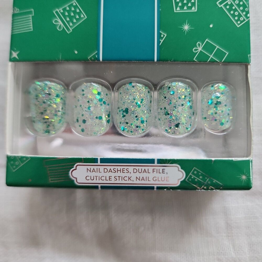Red Aspen Nail Dashes Lot 4 Sets Manicure In A Dash Green, Purple, White, Blue - Picture 2 of 5